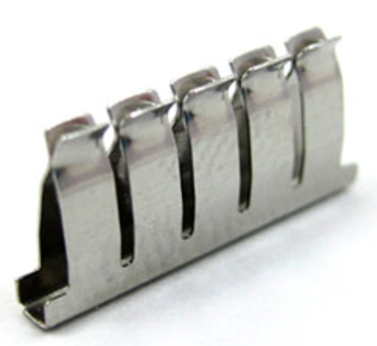 Breadboard clip